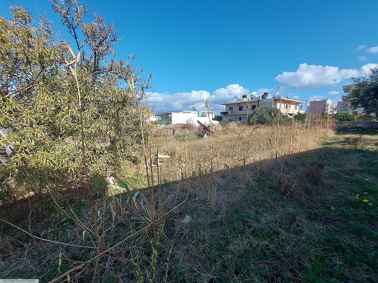 Large level building plot, huge build allowance, 900m beaches, ideal for touristic use